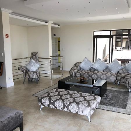 Coral Beach Bed & Breakfast East London Buitenkant foto
