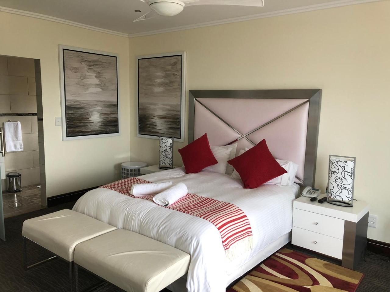 Coral Beach Bed & Breakfast East London Buitenkant foto